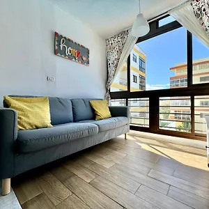 https://sweet-home-bajamar-la-laguna.tenerifehoteles.net
